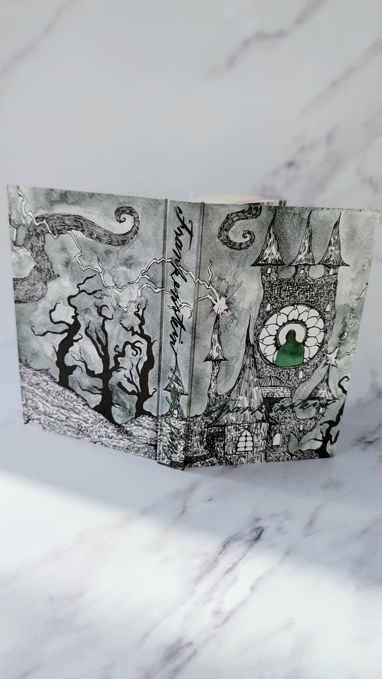 *NEW* Wuthering Heights, Frankenstein & Dracula – Gothic Monster Set